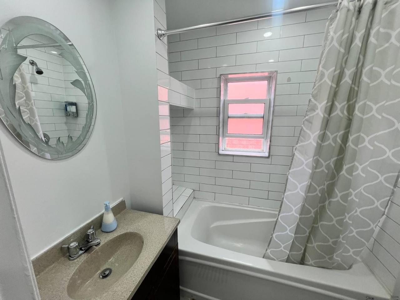 #1 Convvy-Nient Residence! Toronto Zewnętrze zdjęcie