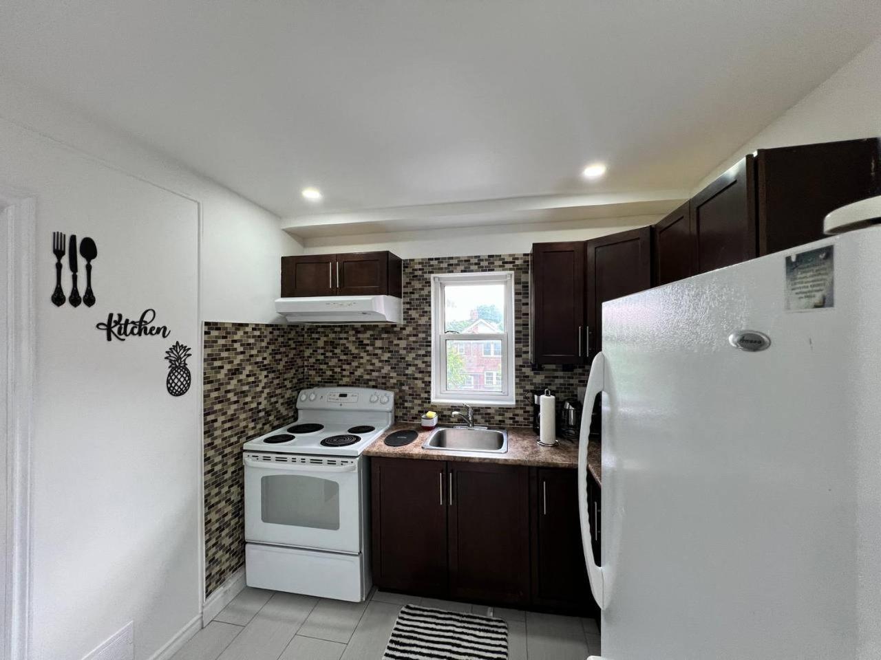 #1 Convvy-Nient Residence! Toronto Zewnętrze zdjęcie